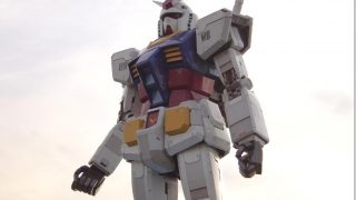 ガンダムのセル画、売りまーす(なぜかスラムダンク付き)